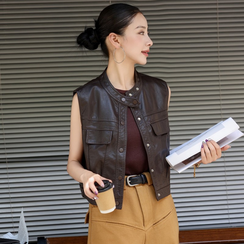 Retro Motorcycle Leather Vest for Women, This Year's Spring & Fall New Style Outer Vest, Short Sleeveless Leather Jacket Top Retro Motorcycle Leather Vest for Women, This Year's Spring & Fall New Style Outer Vest, Short Sleeveless Leather Jacket Top