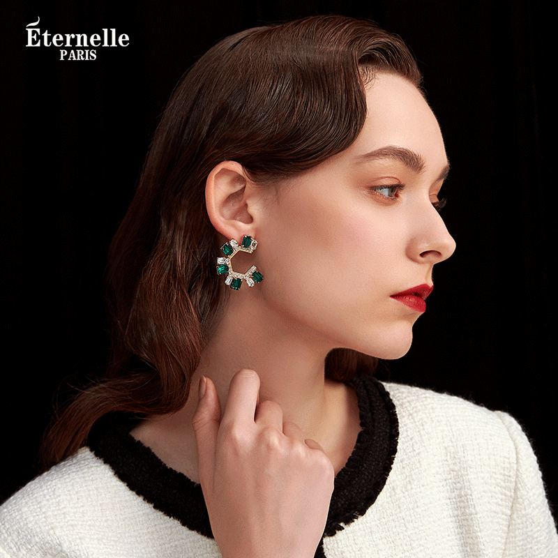 French Eternelle Original Accessible Luxury Earrings Niche Design Retro Earrings for Women European and American Elegant and Elegant Earrings