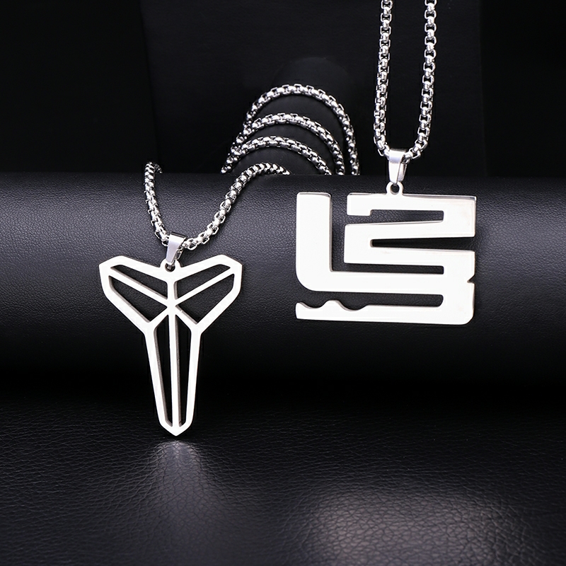 Kobe Bryant Pendant Titanium Steel Necklace James Curry Irving Star Logo Basketball Souvenir Surrounding Birthday Gift