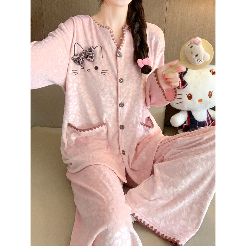 Japanese-Style Cute 2026 New Collarless Island Velvet Pajamas for Women, Autumn and Winter Thin Velvet Warm Loungewear Japanese-Style Cute 2026 New Collarless Island Velvet Pajamas for Women, Autumn and Winter Thin Velvet Warm Loungewear
