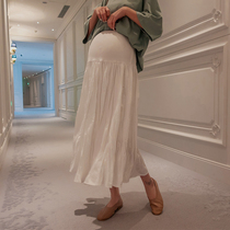 Pregnant woman skirt summer 2021 new fashion white thin skirt medium-long pleated loose Korean version of the tide mother