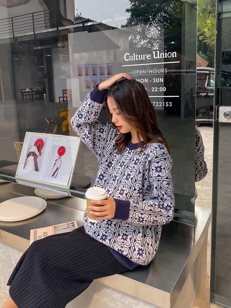 Pregnant women fashion suit autumn and winter new knitted wool long-sleeved top fashion black skirt hip skirt tide mom