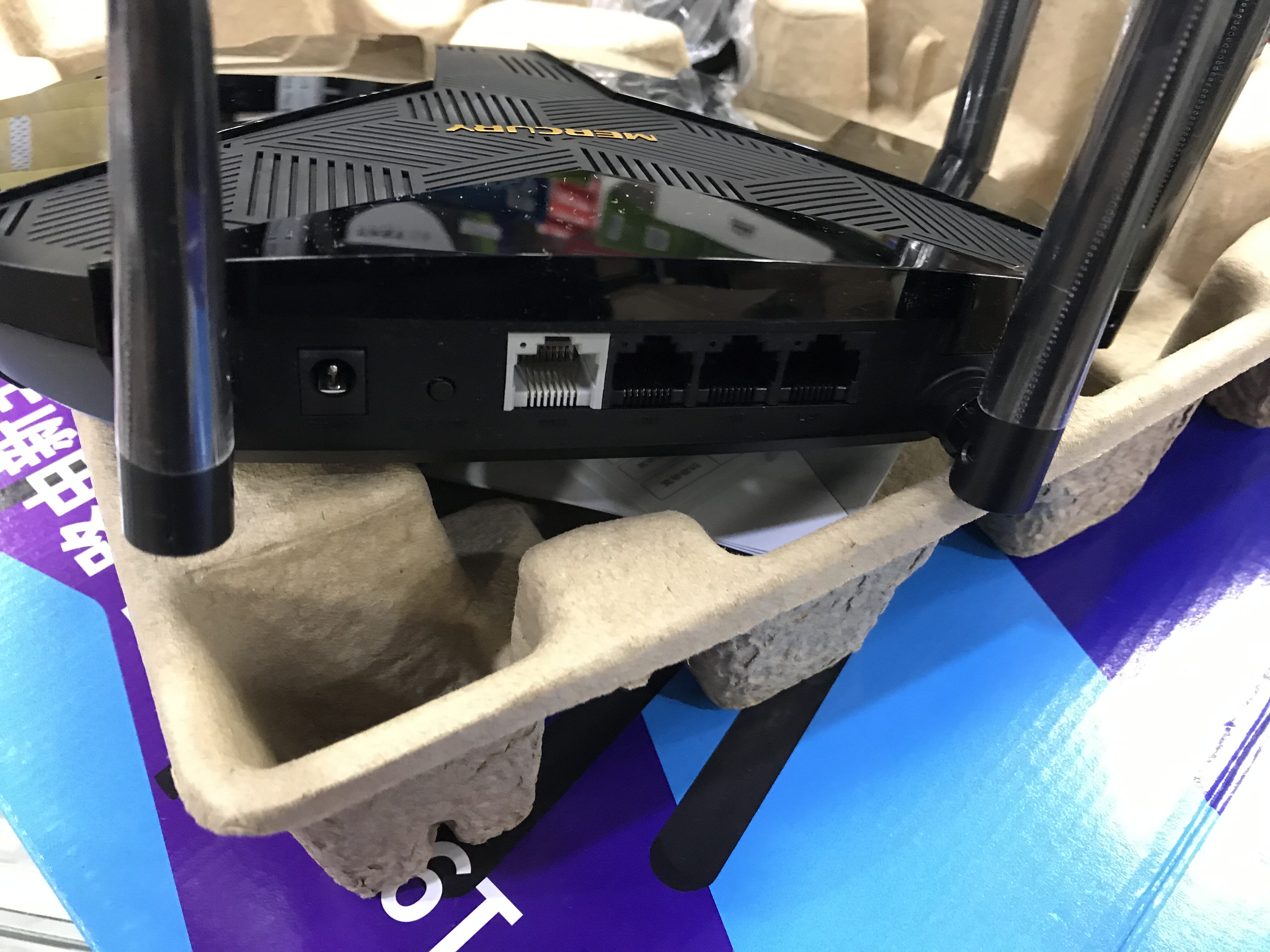 WiFi穿墙弱？不存在的！水星D196G路由器实测，六天线+1900M双频，我家全屋满格📶！_普通路由器_淘宝数码网