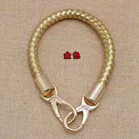 2 золотых крючка длиной 40 см.