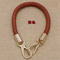 1 коричневый золотой крючок длиной 40 см.