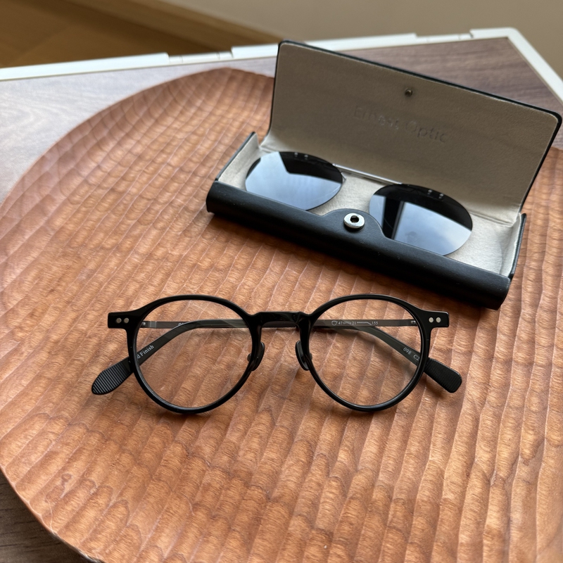Vintage-Style Nearsighted Glasses Frame, Ultra-Light Spring Temples, Artistic Unisex Tortoiseshell Material, Polarized Clip-On, High Prescription