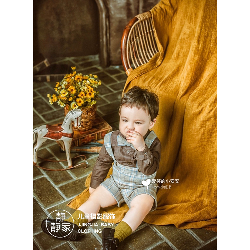 1-2 1-2-year-old boy children's photography dress gown new waistcoat Three sets of plaid suit little boy exhibition new
