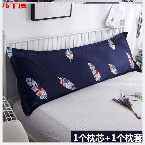 Длинная подушка для влюбленных