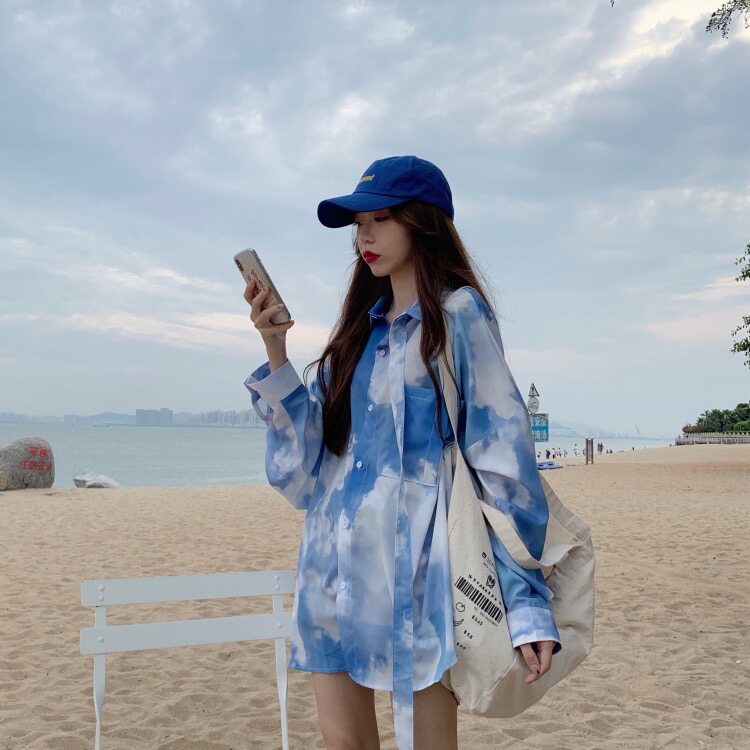 Seaside holiday with long version of women's beach shirt hooded spa swimsuit outsuit jacket shawl hooded sunscreen