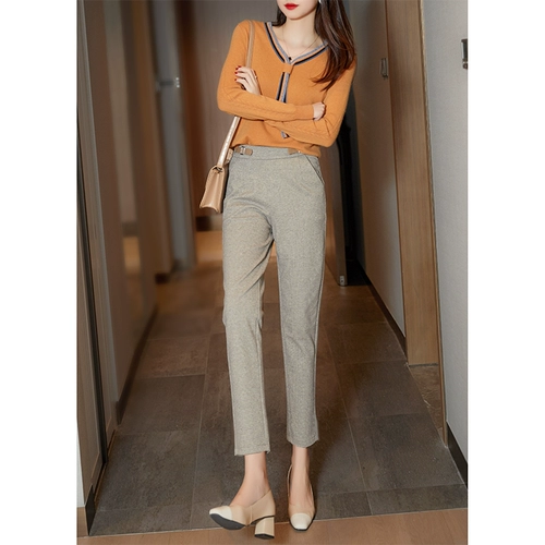 Joliment нежный и модный вязаный свитер Осень по возрасту, снижающий похудение.