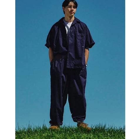 Japan's Familymart Convenience Store Hasegawa A.H. Large Size T-Shirt, Open-Front Short-Sleeve Long Pants, Zip-Up Jacket, Uv Protection