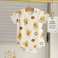 Красное яблоко 𬞟фруктовый мишка