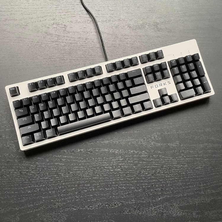 Brand new FORKS F211 mechanical keyboard magnetic suction upper cover cherry shaft high special shaft rgb lamp green shaft red shaft 104