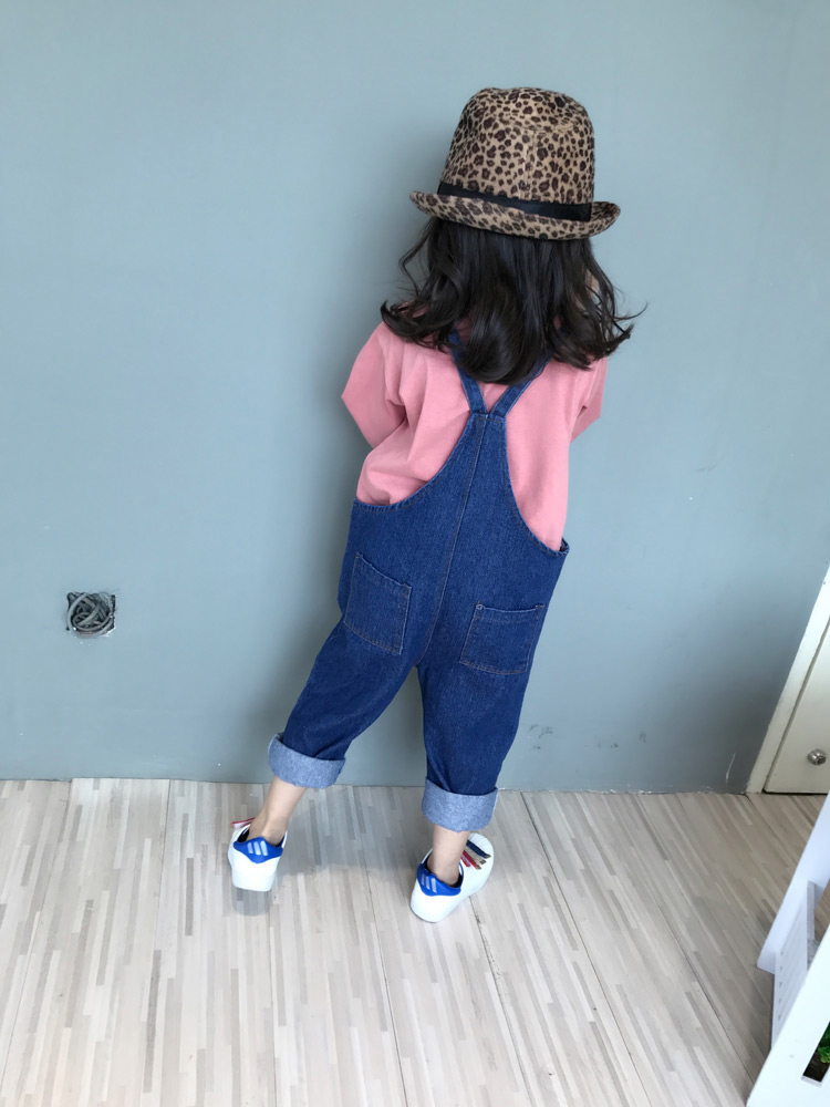 Trẻ em trung và nhỏ xuân hè 2019 thời trang yếm nữ bé đơn giản văn chương fan quần jeans hoang dã thủy triều - Quần jean quần áo cho bé