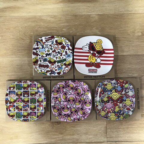 Spot second sister Japan HYSTERIC MINI black super children adult cartoon pattern plate