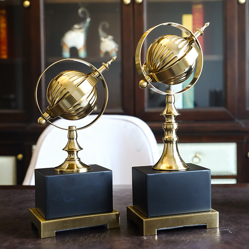 Modern Light Luxury Metal Globe Ornament Office Study American Home Living Room TV Cabinet Wine Cabinet Decoration