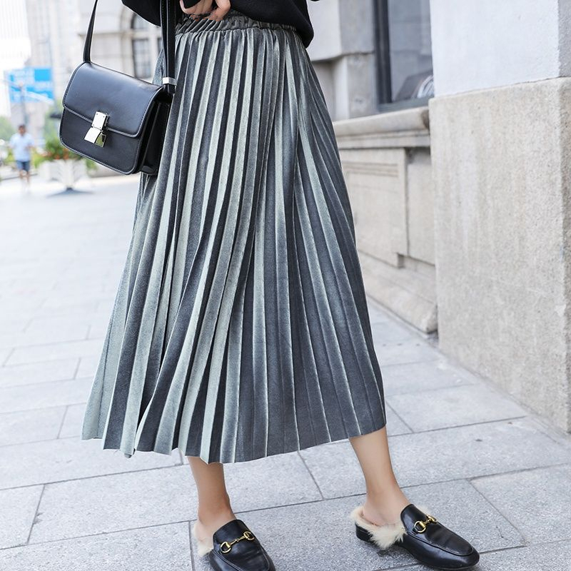 Autumn and Winter New Fashion Solid Color Velvet Skirt for Women, Paired with a Sweater, Slimming Mid-Length Pleated Long Skirt, Trendy
