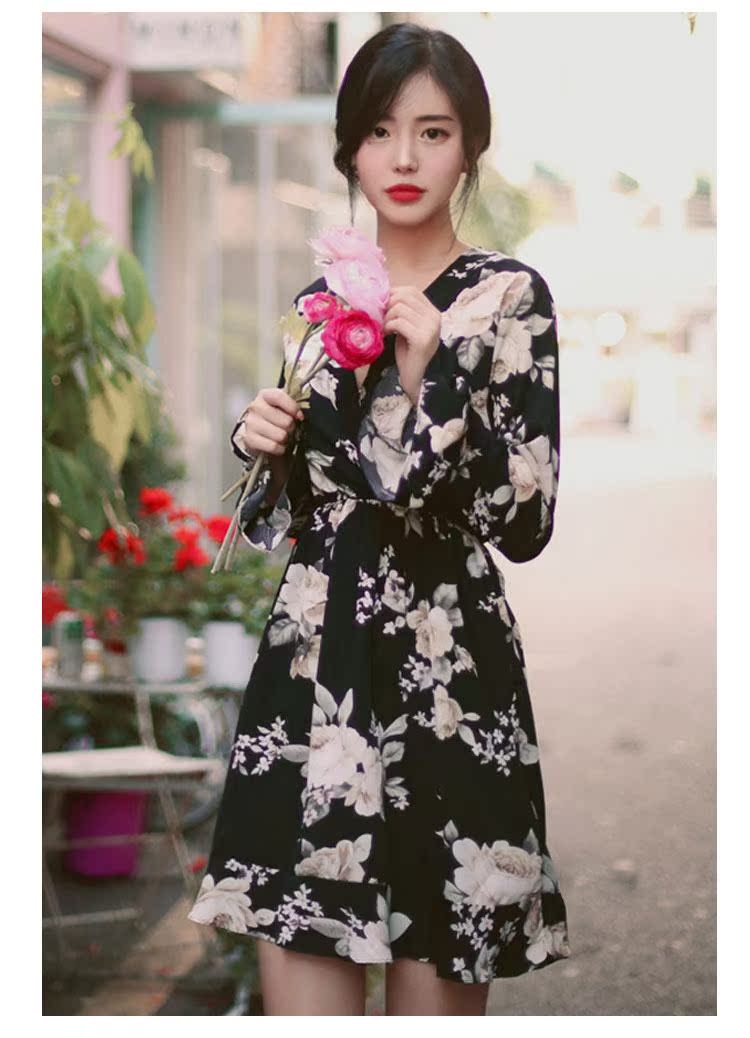 Xuân hè 2019 mới tay dài tay váy hoa dáng lửng cổ chữ V ngọt ngào ngọt ngào Một chiếc váy xòe chữ hoa váy xòe đẹp