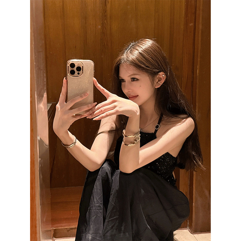 [Give You a Dazzling Look] Sweet Style Camisole for Women, Summer Sequin Short Halter Top with Exposed Back
