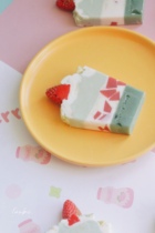 Strawberry Matcha Milk Cap Ice Cream Milk Tea Shape Cold Process Handmade Soap Dessert Soap Bath Soap Souvenir