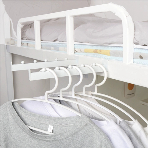 Общежития крючки размещены на прикроватной одежде Артефакты, прикроватная одежда, общежития, хорошие вещи, прикроватная одежда, крючки для одежды, крючки для прикроватных одежды