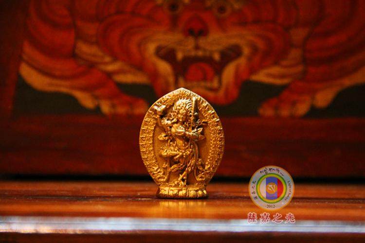 〓The Light of Sarjah helps you build Buddha statues〓 Pottery hand-made black anger mother rub good mud 02-089