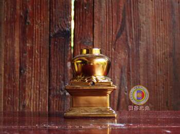 ເຄື່ອງປ້ອງກັນເຕົາເຜົາທູບໃນຄົວເຮືອນທີ່ມີສິດທິບັດຕົ້ນສະບັບແລະຄວັນຢາສູບສໍາລັບການປຸງແຕ່ງອາຫານ