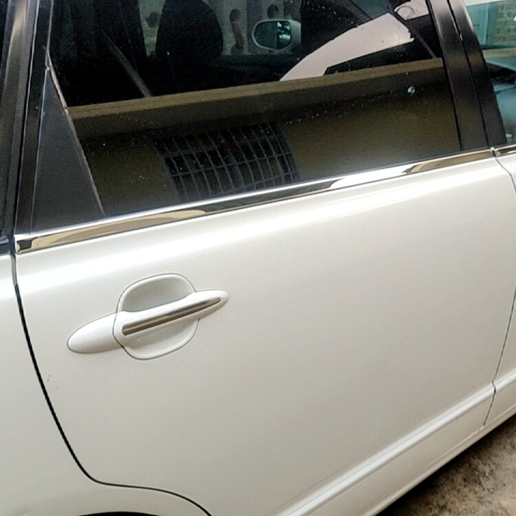 05-06-07-08 Old Odyssey window decorated strips Old Odyssey Lower window brightly decorated glass Outer layering