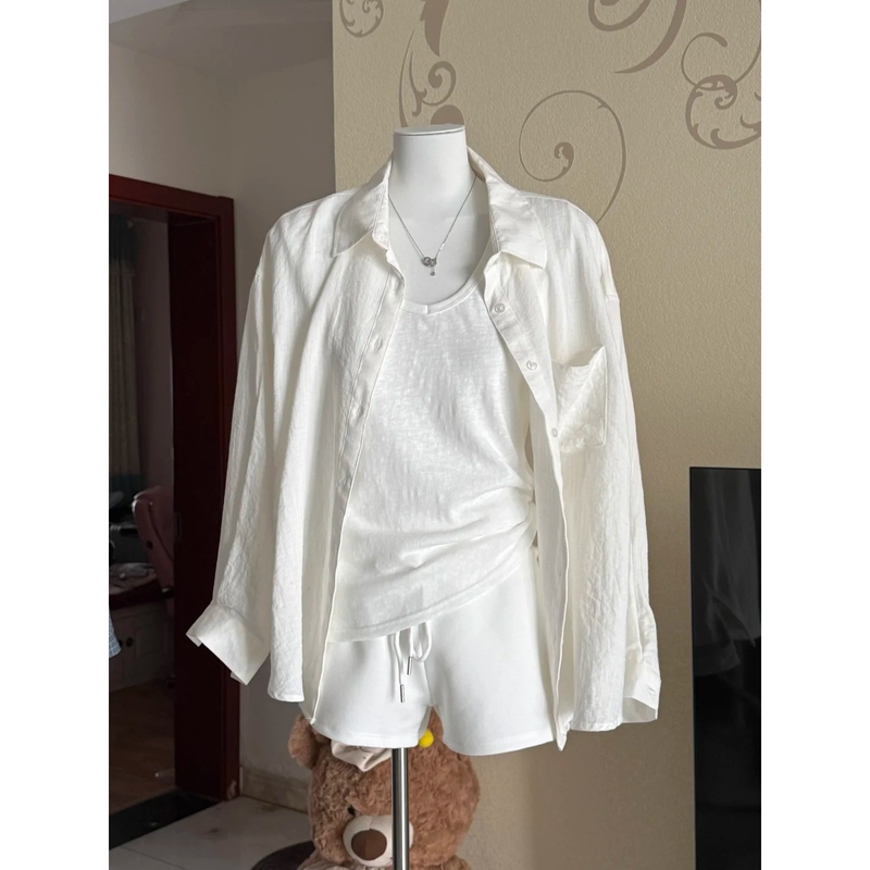 Japanese Minimalist Style Thin Polo Collar Oversized Shirt for Women, Spring and Summer Linen Breathable Sun Protection Long-Sleeve Top Japanese Minimalist Style Thin Polo Collar Oversized Shirt for Women, Spring and Summer Linen Breathable Sun Protection Long-Sleeve Top