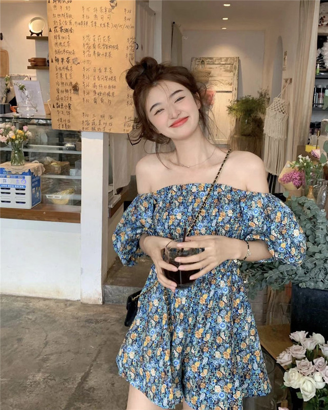 Summer New Style Petite Dress Pants Puff Sleeve Off-Shoulder Ruched Floral One-Shoulder Jumpsuit Shorts Set for Women Summer New Style Petite Dress Pants Puff Sleeve Off-Shoulder Ruched Floral One-Shoulder Jumpsuit Shorts Set for Women