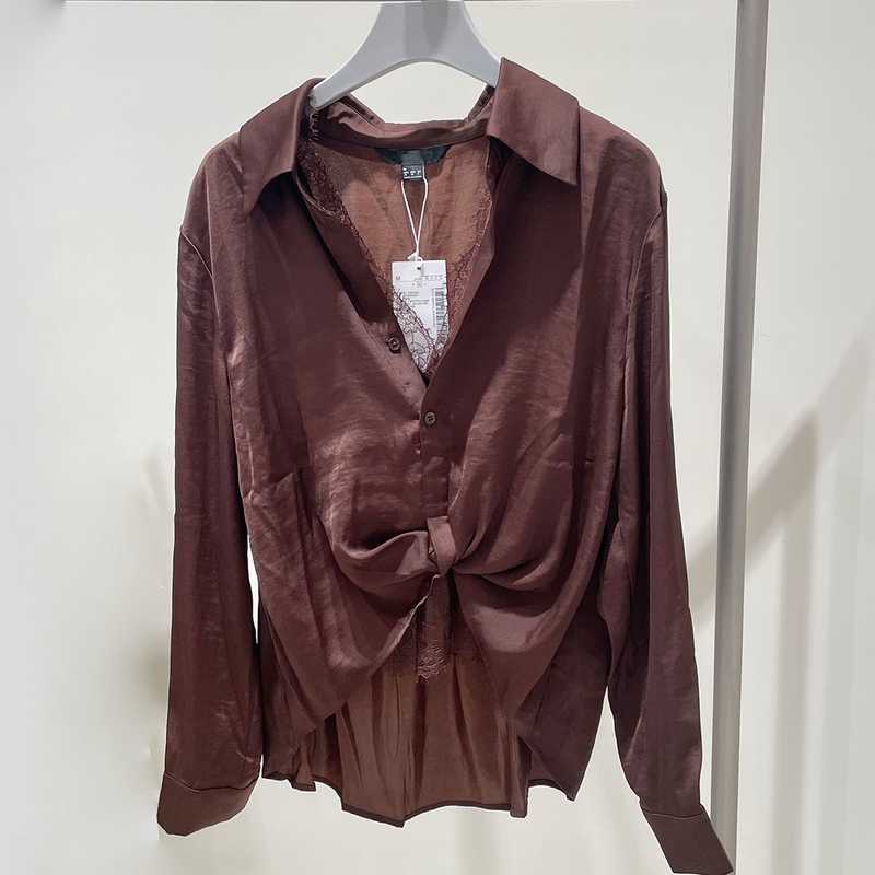 Urbfhm Women's Clothing 2026 Autumn New Women's Fashion Exquisite Trendy Design Lace Patchwork Twist Blouse Shirt