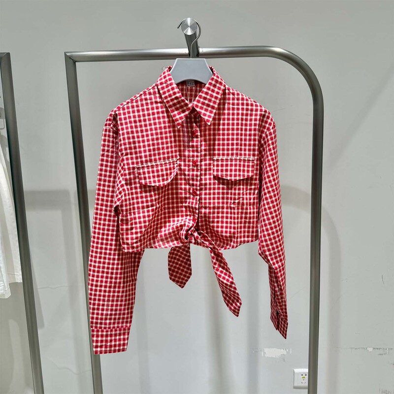 Urbfhm Retro Hong Kong Style 2026 Autum New Women's Fashion Plaid Hem Lace-Up Ultra-Short Cardigan Shirt Urbfhm Retro Hong Kong Style 2026 Autum New Women's Fashion Plaid Hem Lace-Up Ultra-Short Cardigan Shirt