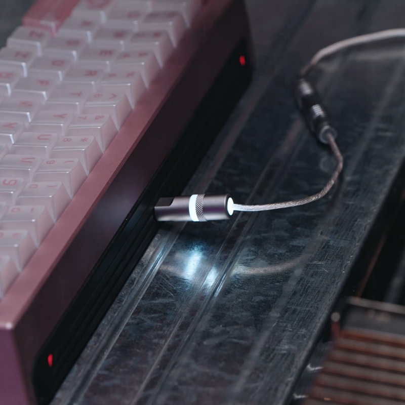 Kawatani Handmade Minimalist Style Fine Silver Soft Wire Magnetic Control Light Switch 8K Keyboard Connection Cable 1.3m Long