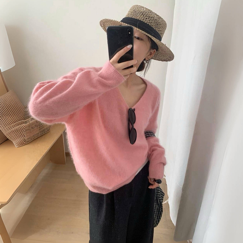 Cashmere Wool V-Neck Solid Color Versatile Knit Sweater for Women, Autumn and Winter Relaxed Style, Loose Pullover Base Shirt Sweater Cashmere Wool V-Neck Solid Color Versatile Knit Sweater for Women, Autumn and Winter Relaxed Style, Loose Pullover Base Shirt Sweater