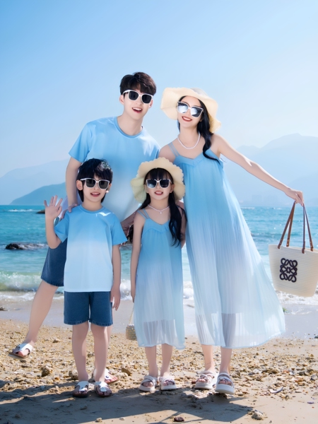 三亚海边度假亲子装2026新款夏天沙滩裙一家三口母子母女连衣裙