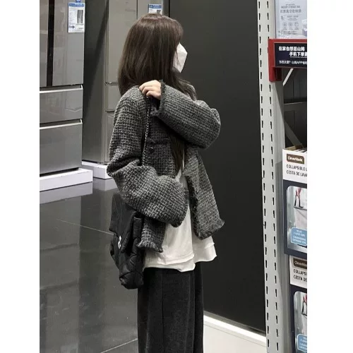 ，，。