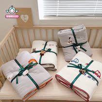 Autumn and winter thickened newborn cartoon embroidered multifunctional cover blanket is Japanese soft cotton four-layer yarn cotton quilt core