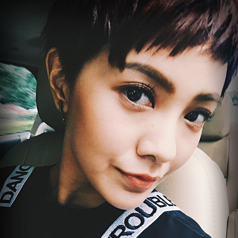 Perruque cheveux raides Court - Ref 2608311 Image 12