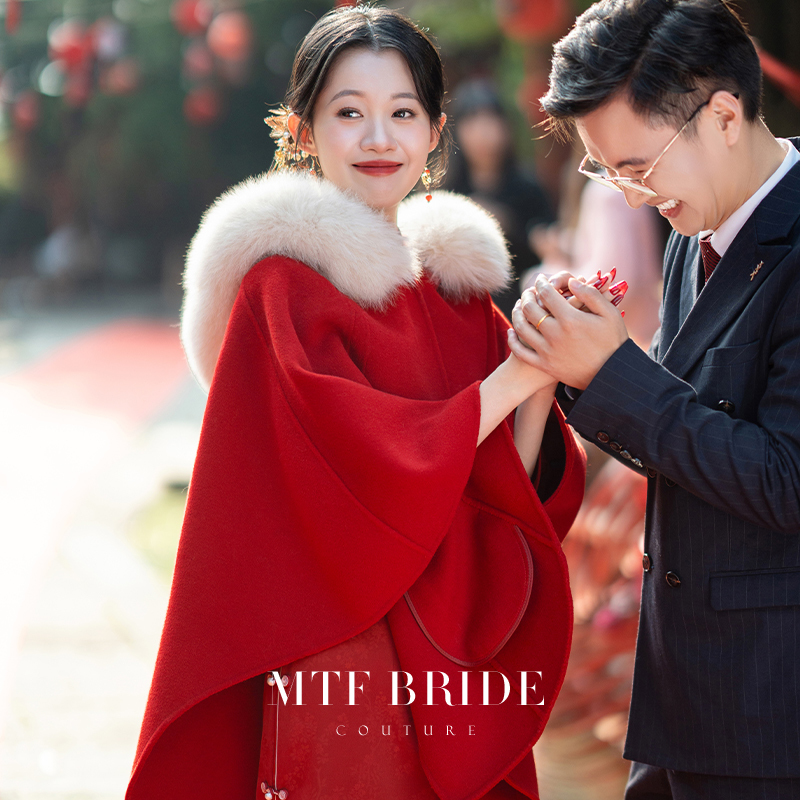 Mantingfang【Deeply Emotional】Red Wool Coat for Petite Women, 2026 New Style Cape Short Woolen Coat