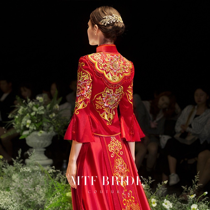 满庭芳 Suhe traditional wedding dress, evening dress, cheongsam, 2021 collection, Chinese style