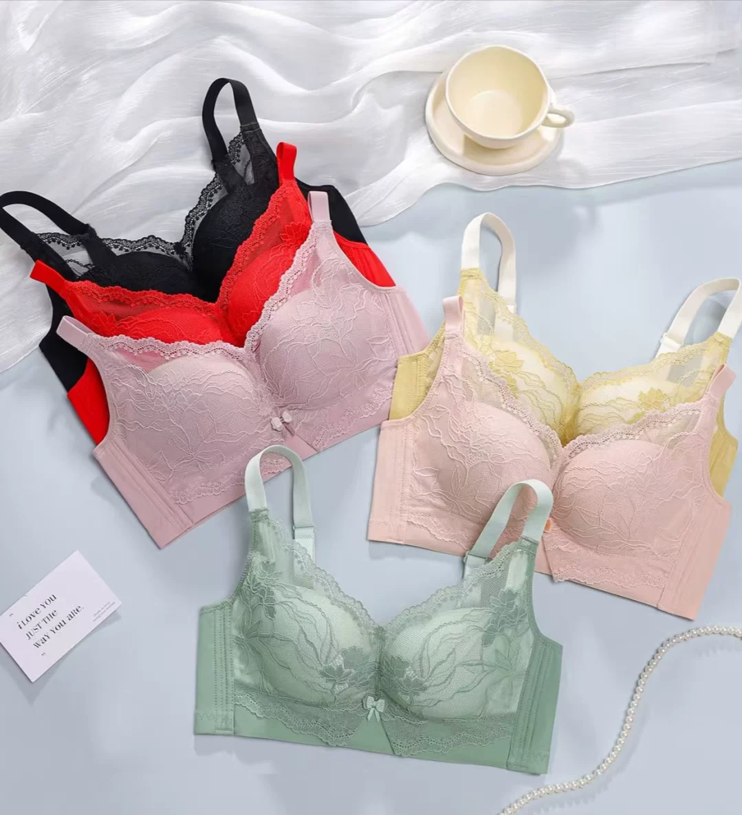 Meizhiniang 6299 тонкие чашечки, собранные с кружевным нижним бельем, лепестковые чашечки и четырехгрудные бюстгальтеры