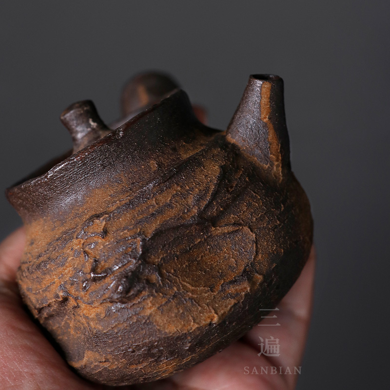 陶福德2025新款青花公道杯：景德镇手绘的茶韵传承