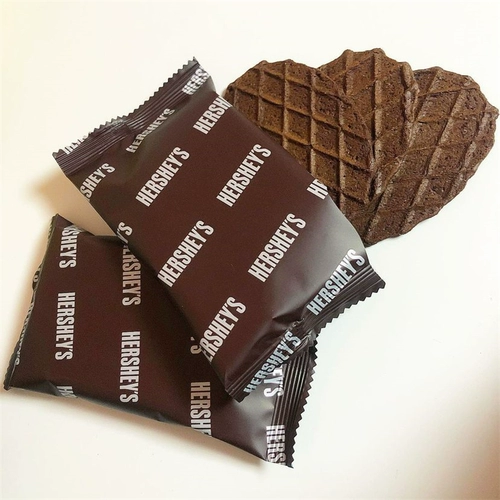 Корейские импортные снеки HERSHEY's Rich Chocolate Waffle Crackers Dry and Crunchy Casual 𫔮
