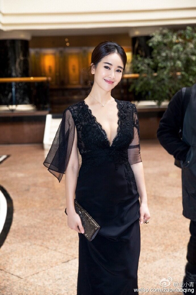 晚装女宴会如何展现高贵气质?-商品-淘宝百科网
