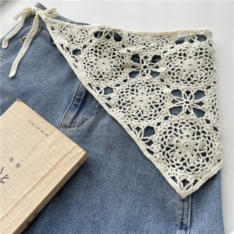 Retro waist decorated crocheted triangle scarf butt curtain