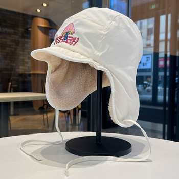 Fleece pilot hat to keep warm in winter for cycling and mountaineering