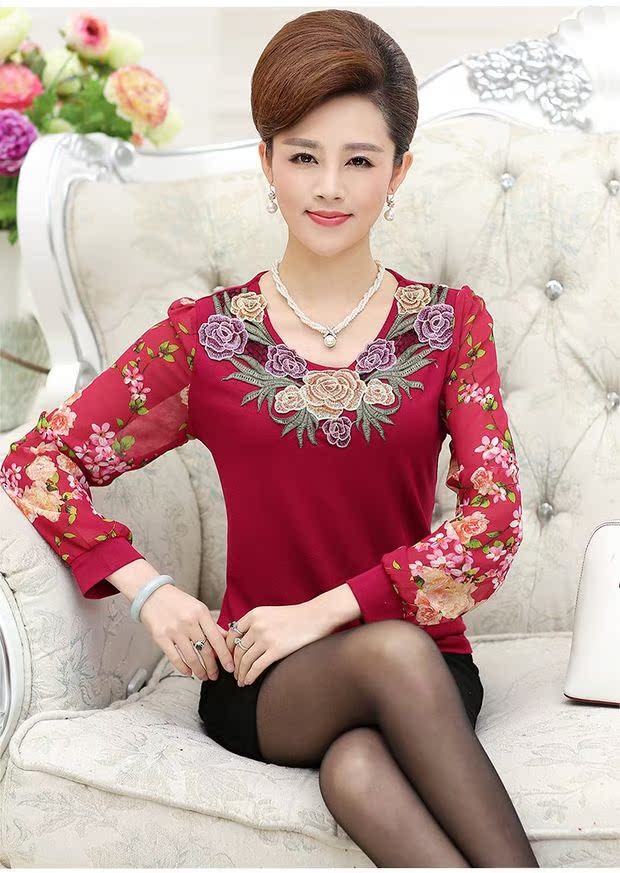 Phụ nữ trung niên mùa thu áo thun dài tay của mẹ dệt kim voan dệt kim 40-50 tay áo mùa xuân chạm đáy áo sơ mi đầm dạ hội trung niên cho người mập