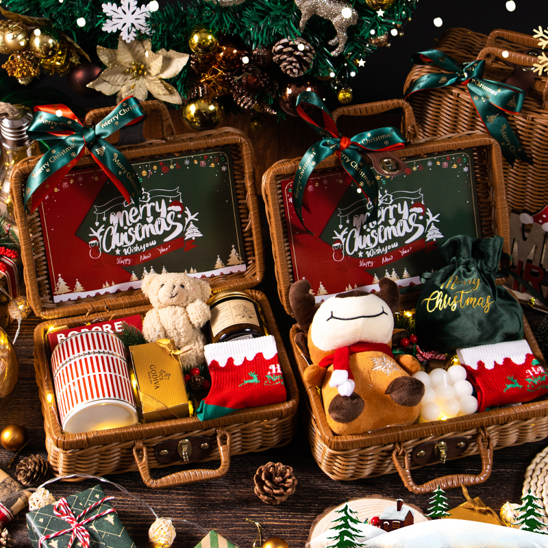 Christmas Gifts for Girls and Girls Friends Small crowdsenior creative gifts 2023 new practical companion gift sets-Taobao