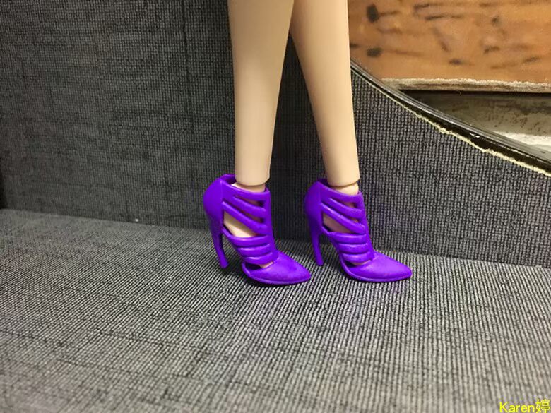 Giày Barbie thời trang đặt giày cô gái chơi nhà Dressup phụ kiện đồ chơi giày cao gót đồ chơi cho bé gái 4 tuổi