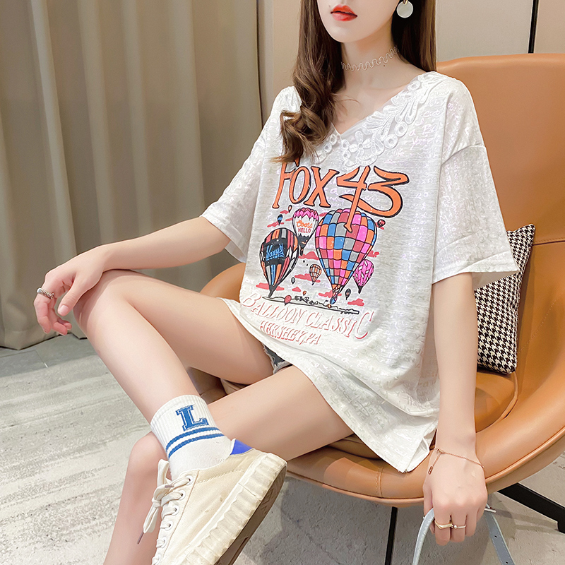 Real shot short sleeve T-shirt women's summer new loose Korean lace V-neck medium length top large women's clothing